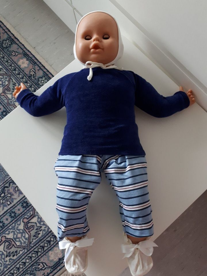 Große Puppe mit Puppenkleidung- ca 65cm groß-top Zustand in Ludwigshafen