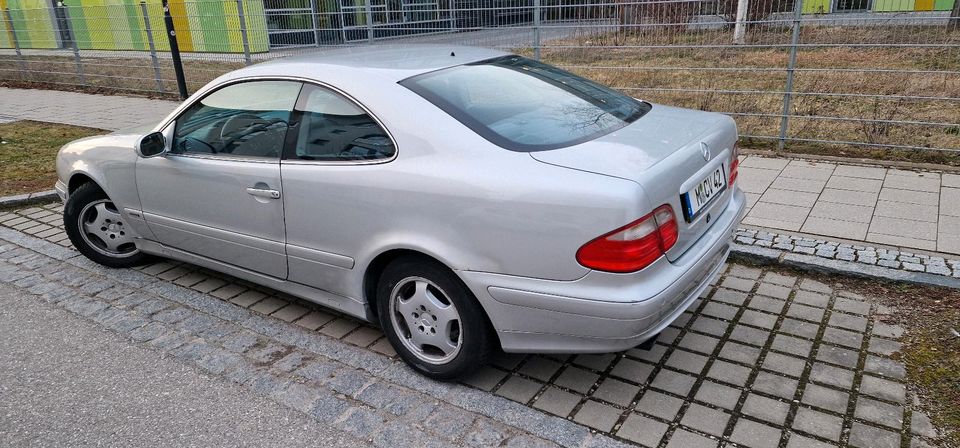 Mercedes CLK 200 in Unterhaching