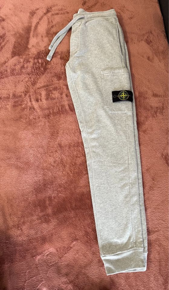 Stone Island Jogginghose Grau Neue in München