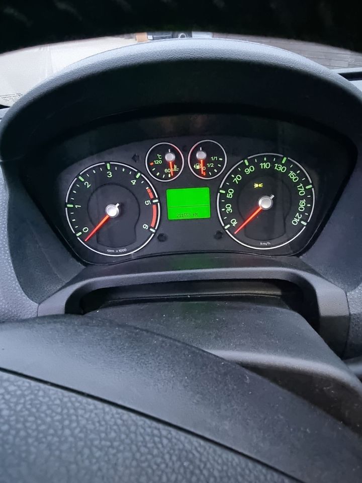 Ford Fiesta 1,6Tdci Leder Tüv Sitzheizung Klima in Hannover