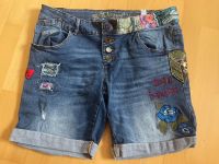 Jeans Shorts von Desigual Gr 42 neuwertig Schleswig-Holstein - Heikendorf Vorschau