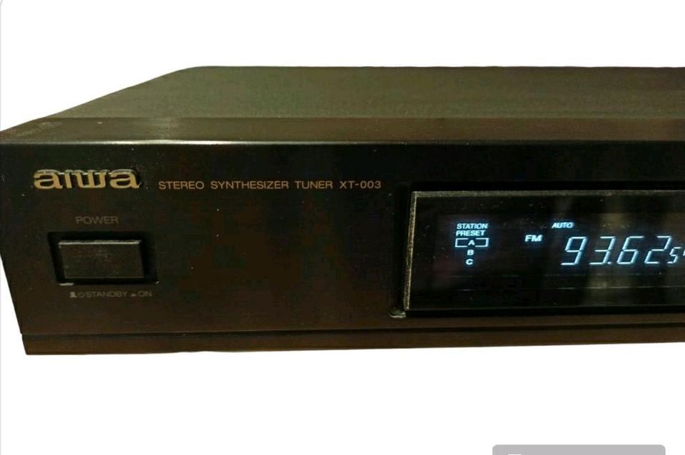 AIWA Stereo Tuner XT-003 in München