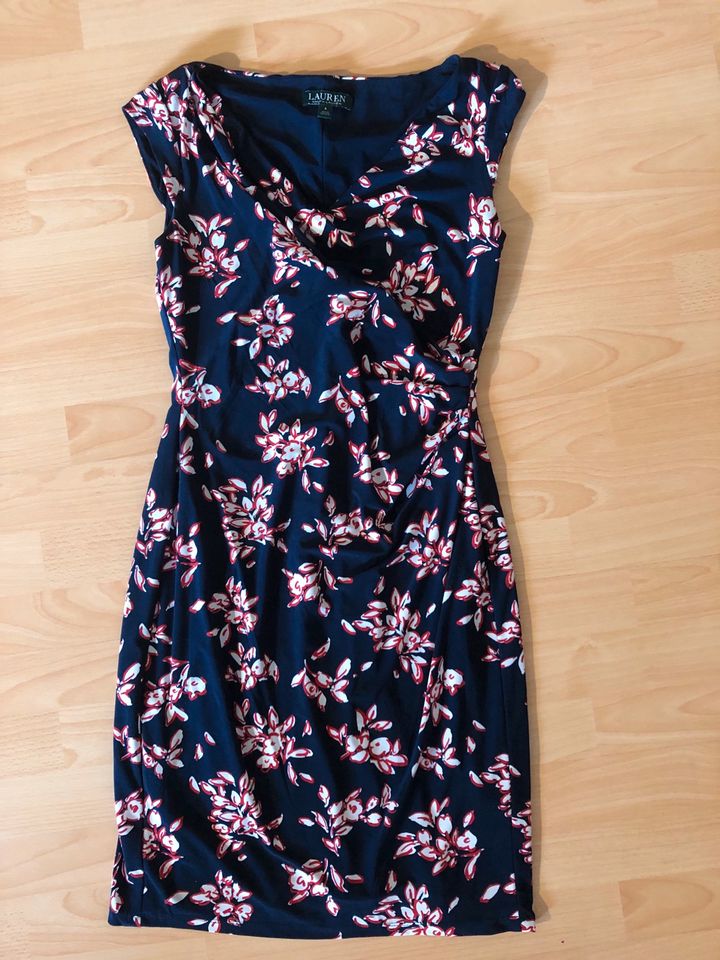 Ralph Lauren Kleid Blumen blau S 4 / 36 Midi Etuikleid in Bayern -  Schwabmünchen | eBay Kleinanzeigen ist jetzt Kleinanzeigen