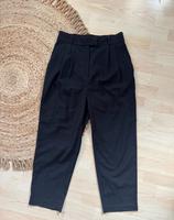 H&M Hose Stoffhose Größe 40 L schwarz bequem anzugshode Niedersachsen - Wedemark Vorschau