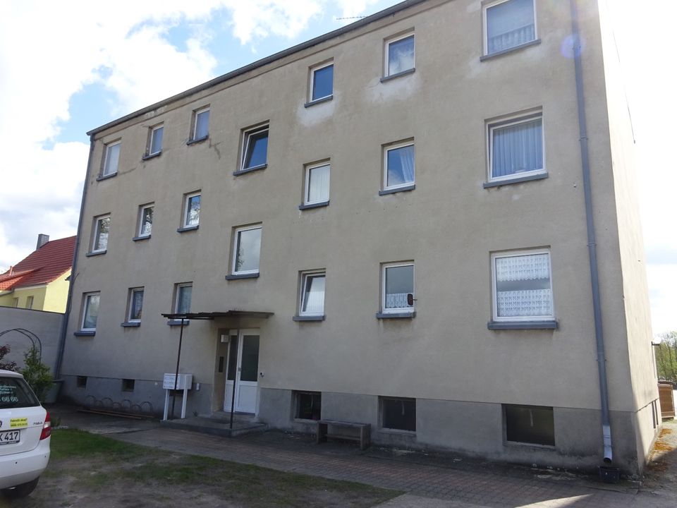 Mehrfamilienhaus mit großem Garten und viel Nebengelass in Luckenwalde