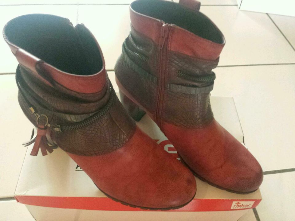 Rieker Absatz Stiefeletten burgunder-bordeaux Rot, Gr.40, Neuw. in Saarbrücken