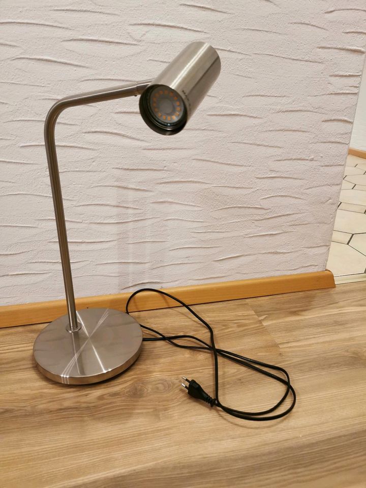 Lampe mit drehbare Kopf in Aichhalden