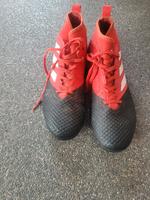 Adidas Fussballschuhe ca gr.40 Nordrhein-Westfalen - Kalkar Vorschau