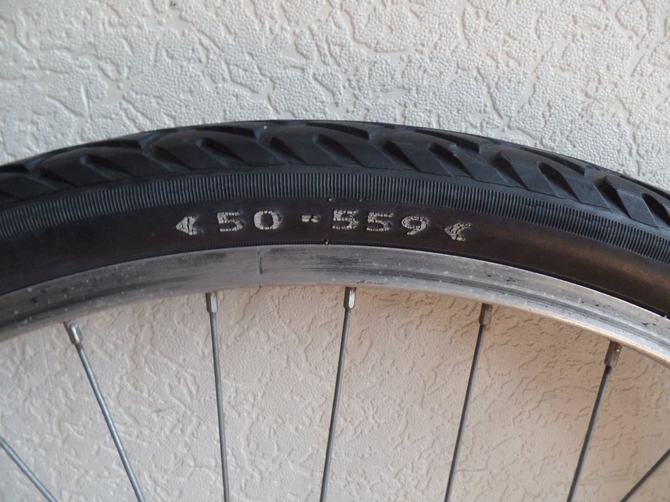 Alu-Hinterrad "Schwalbe" 26'',6-fach Kassette Befestigungsmuttern in Berlin