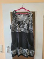 Kleid ohne Ärmel  schwarz/ weiß Nordrhein-Westfalen - Köln Vogelsang Vorschau