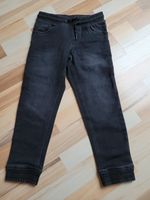 Hose Jeans schwarz dick Kinder Schnürung Größe 128 Saarland - Friedrichsthal Vorschau