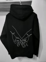 Schwarzer Hoodie mit Rückenaufdruck "Hände" Kreis Pinneberg - Quickborn Vorschau