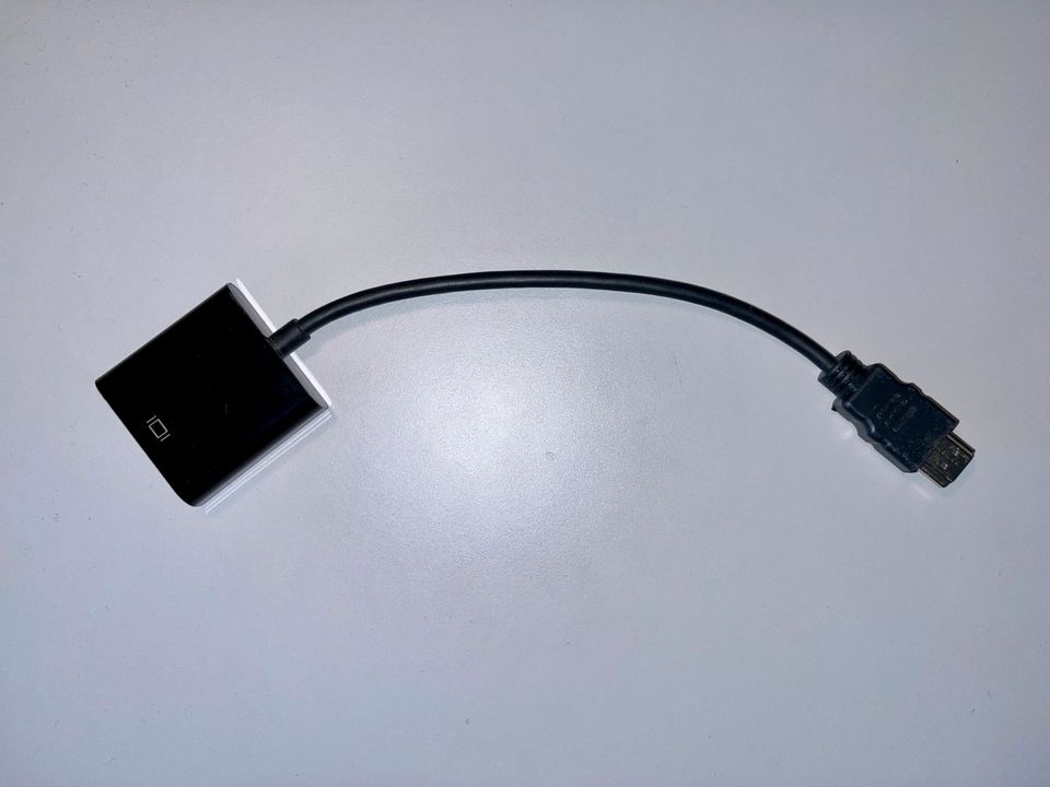 HDMI -> VGA Adapter in Trebbin