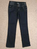 Damen Jeans Bonprix Größe 40, Farbe dunkel blau, gebraucht Nordrhein-Westfalen - Enger Vorschau