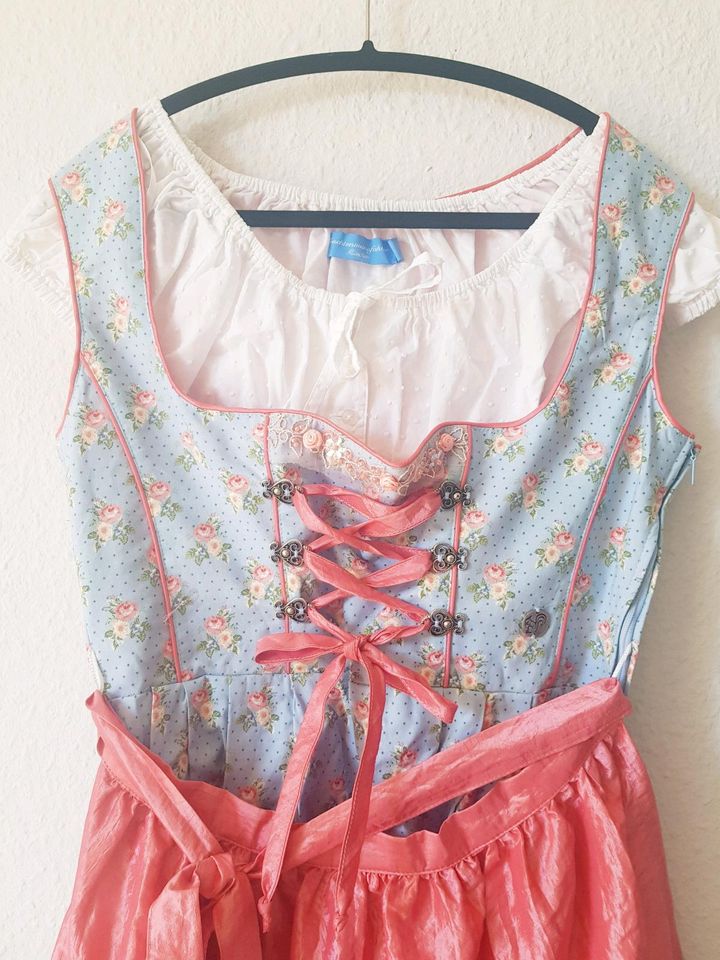 Marjo Dirndl mit Bluse L 40 neu blau hellblau Rosen rose in Köln