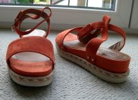 Tamaris Leder Sandalen orange Gr. 42 *NEU/OVP* Nordrhein-Westfalen - Krefeld Vorschau