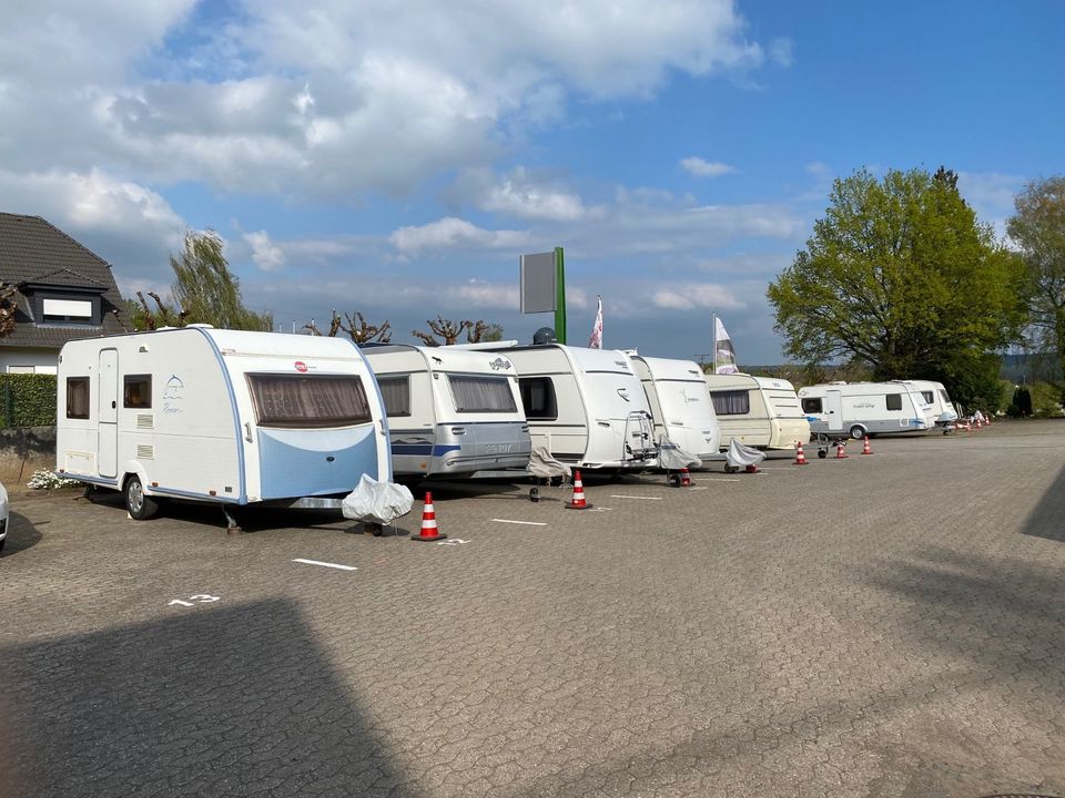 Außenstellplätze u.a. für Wohnwagen/Wohnmobile/Boote/PKW/LKW in Wolken