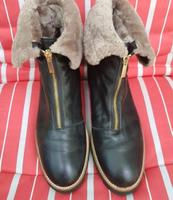 Vibram damen Lammfellstiefel gr.42 schwarz-gra fast neu West - Unterliederbach Vorschau