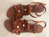 Sandalen Größe 39 Pier One braun cognac blume Strass Sandaletten Bayern - Lichtenfels Vorschau