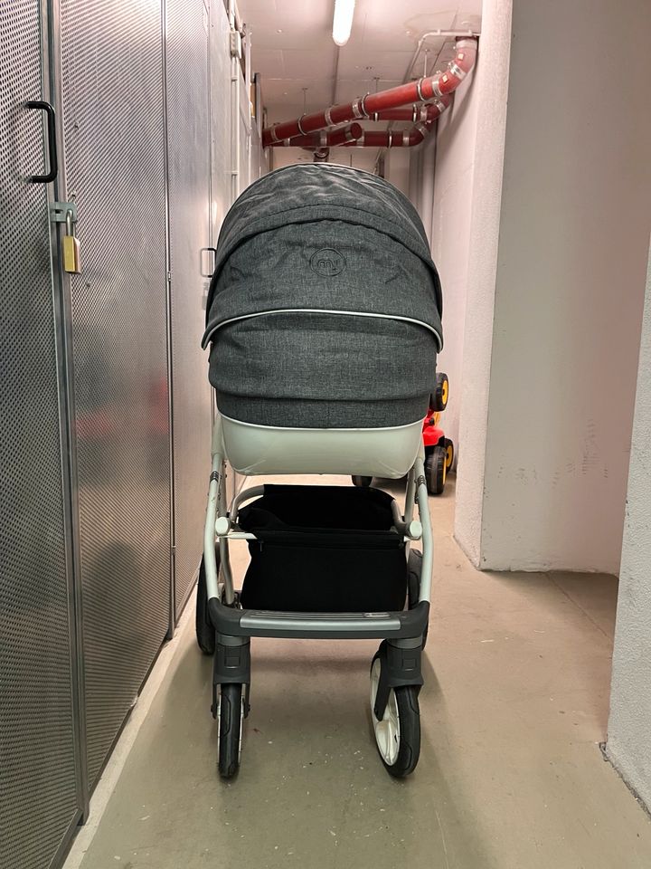 My Junior VITA 3 in 1 Kinderwagen, Babywanne, Safee Babyschale in München