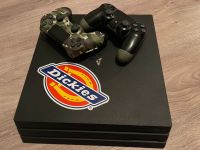 Ps4 Pro mit 2 controller Leipzig - Reudnitz-Thonberg Vorschau