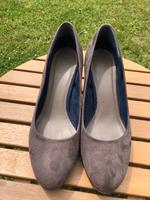 Pumps Schuhe mit Absatz 7,5 cm taupe Größe 40 Bayern - Döhlau Vorschau