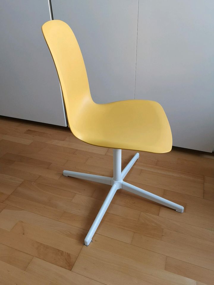 Ikea Bürostuhl Drehstuhl Gelb in Karlsfeld