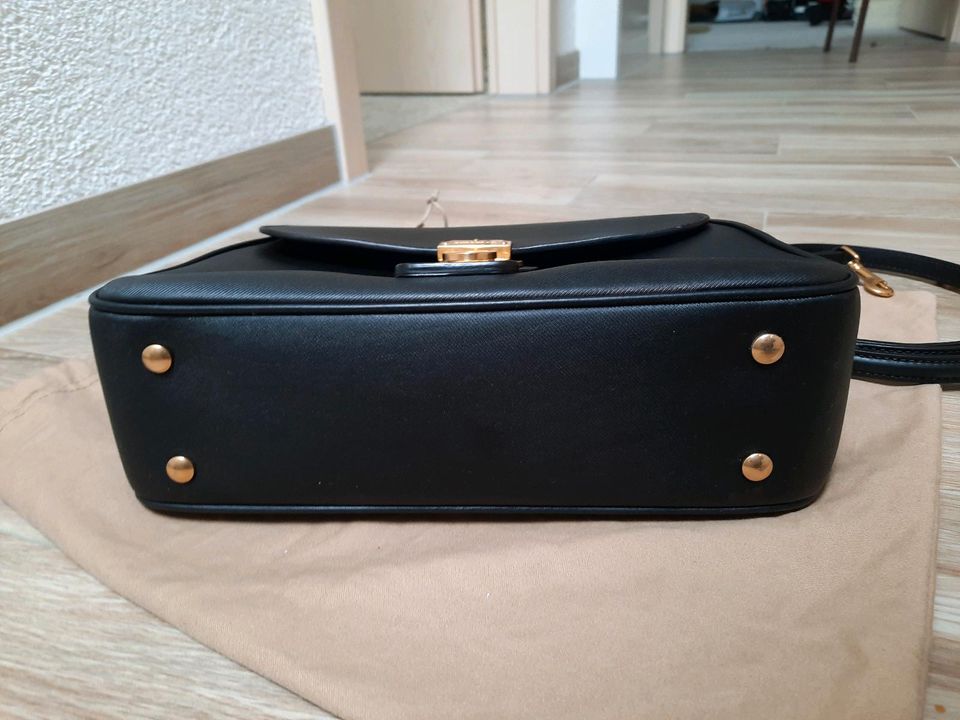 Burberry Dk88 Medium Tasche schwarz in Kremmen