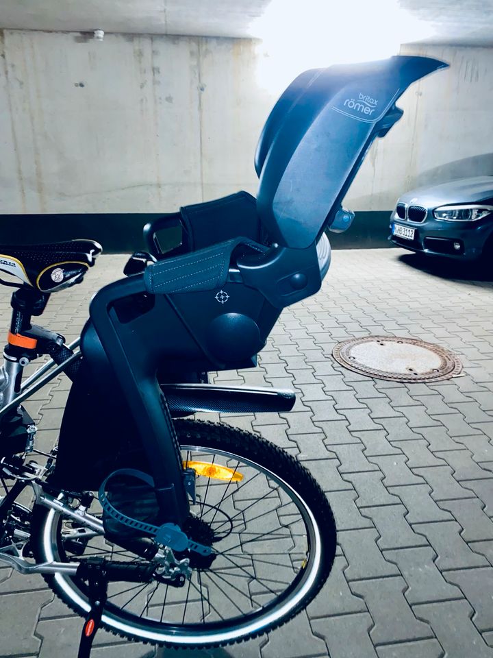Kleinkinder Fahrradsitz  -  Römer Jockey Comfort in München