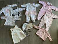 Babyset babypaket 62 Strampler Shirts Jacken Mütze Schlafanzüge Sachsen - Pegau Vorschau