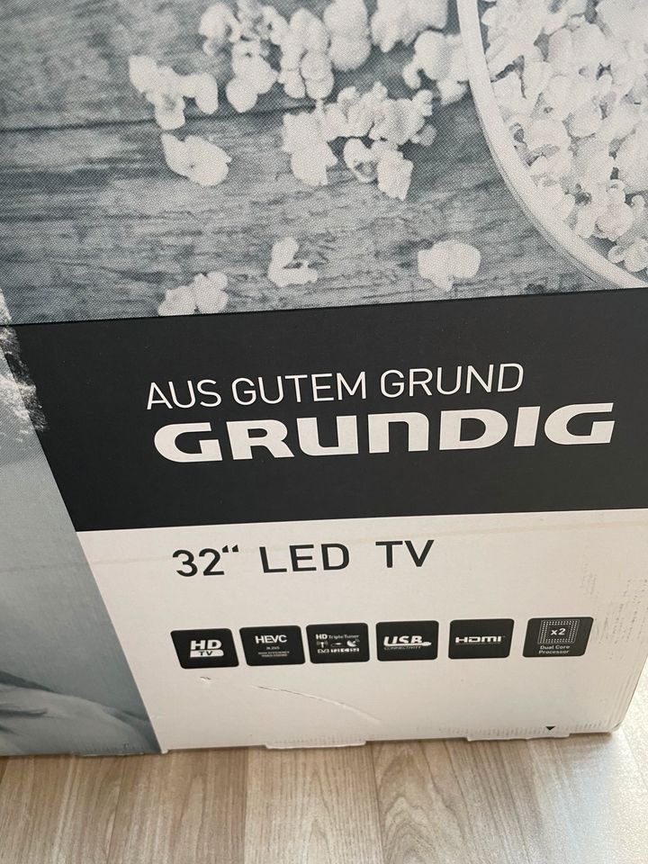 Grundig Fernseher TV 32 GHB 5715 LED in Frankfurt am Main