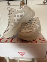 Guess Schuhe Nordrhein-Westfalen - Herne Vorschau