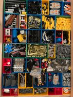 Lego Technic Technic Einzelteile Sammlung aus 8110 8421 42043 etc Berlin - Köpenick Vorschau