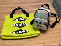 Adidas Originals kleiner Rucksack Metallic-Silber & Beutel grün Berlin - Marzahn Vorschau