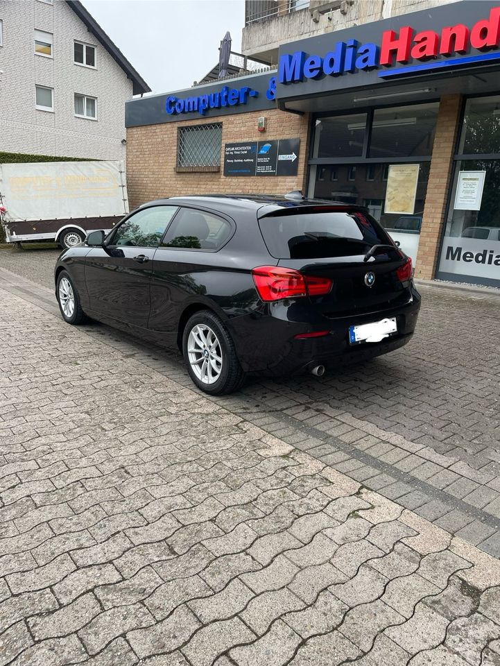 BMW 116d Advantage Automatik Business-Paket Rückfahrkamera in Bad Salzuflen