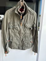 Superdry JPN Damenjacke olive Kurzjacke Gr. S grün vintage Dresden - Blasewitz Vorschau