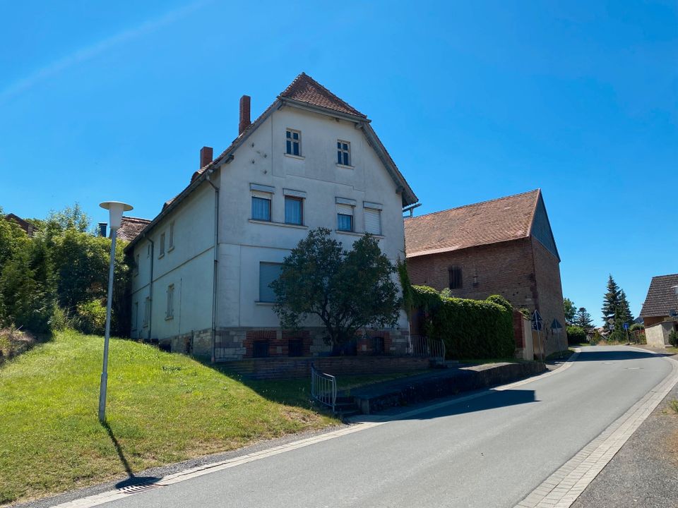 Ländlich wohnen in einem Dreiseitenhof! in Arnstein