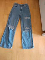 Löcherhose Baden-Württemberg - Friedrichshafen Vorschau