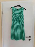 Damen Kleid Bench Gr.M grün Niedersachsen - Westoverledingen Vorschau