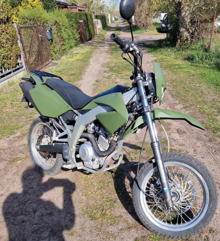 Derbi Senda 125 4 takt / Baugleich aprilia sx 125 Enduro Cross in Berlin