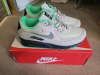 Nike Air Max 90 Essential Größe 40 beige grau grün Sneaker Hessen - Fulda Vorschau