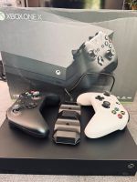 Xbox One X mit 2 Controller Baden-Württemberg - Fellbach Vorschau