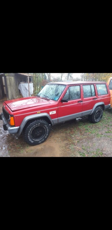 Jeep Cherokee 4.0 Oldtimer Rarität!  Original Zustand! in Xanten