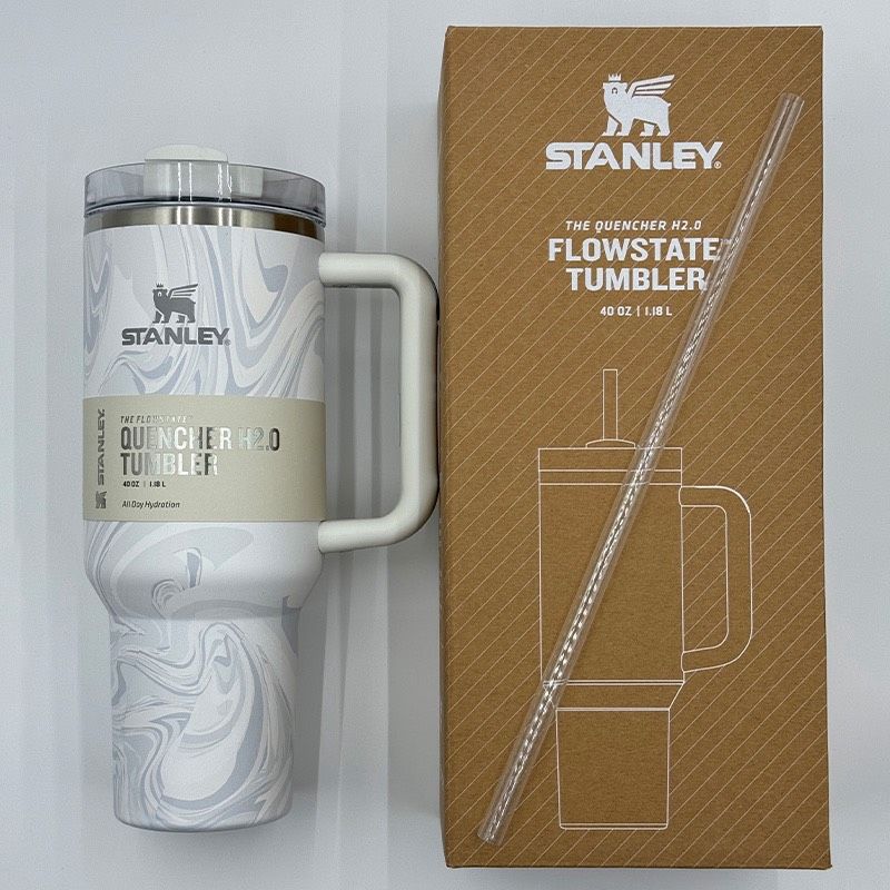 Stanley Stanley Quencher Tumbler 1200ml.Polar Swirl Farbe. in Iserlohn