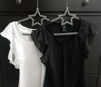 2x schöne festliche T-Shirt schwarz &weiß Brandenburg - Zeuthen Vorschau