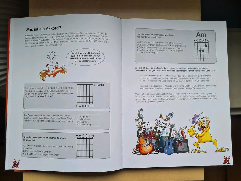 Anfänger Gitarrenbuch für Kinder Monstergitarrenschule Geschenk in Tönisvorst