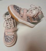 Vingino Sneaker Lederschuhe Turnschuhe Gr 30 neuwertig Nordrhein-Westfalen - Selm Vorschau