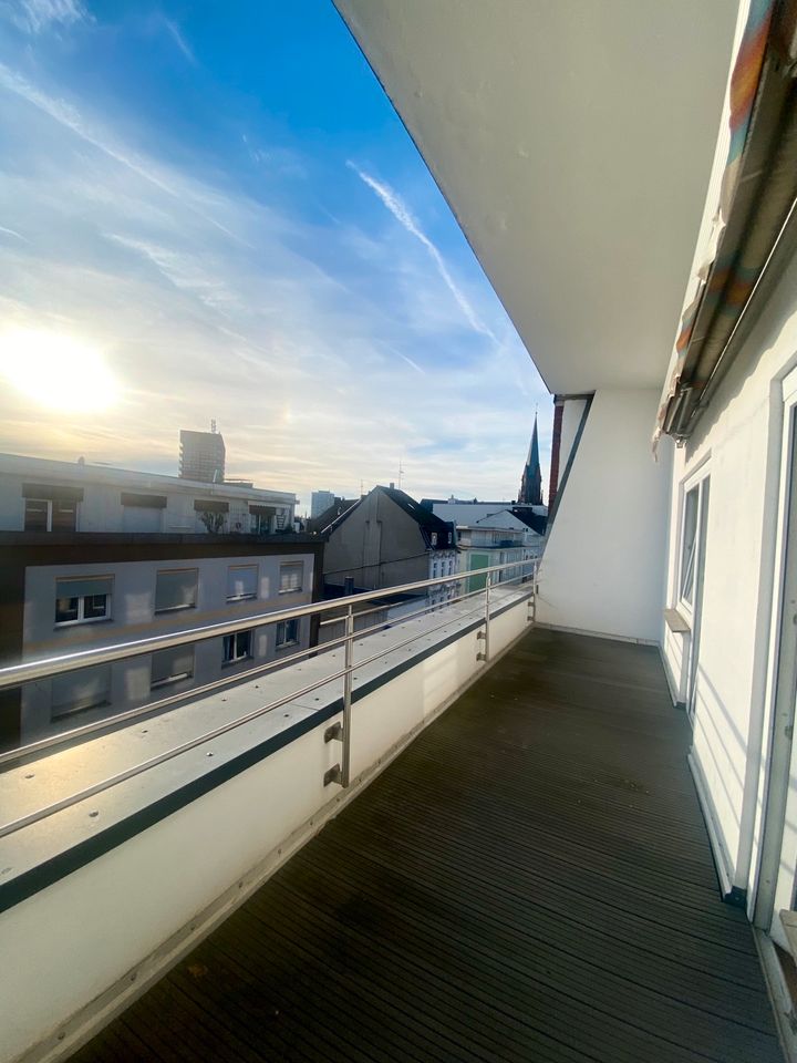 Helle 3-Zimmer Wohnung mit großem Balkon ab sofort zu vermieten in Gelsenkirchen