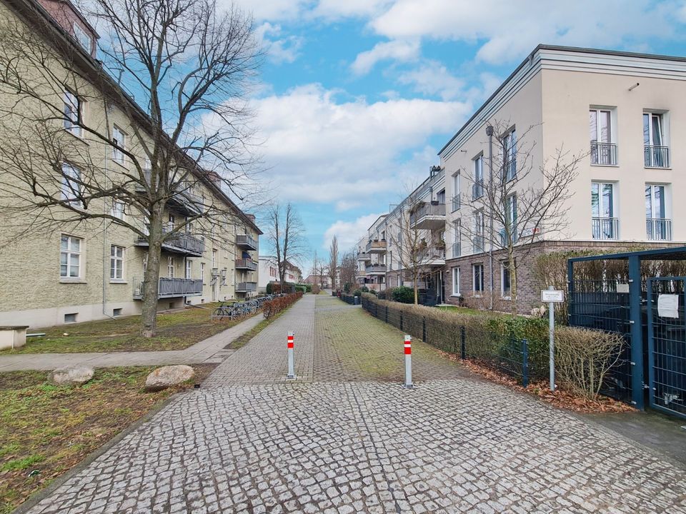 CHARMANTE EIGENTUMSWOHNUNG IM BELIEBTEN KARLSHORST in Berlin