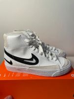 Nike Blazer Mid Sneaker Gr. 36,5 Neuwertig Aachen - Aachen-Mitte Vorschau